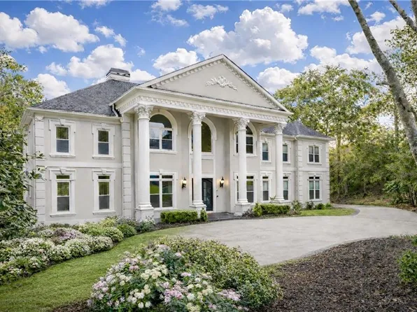 955 Tiverton Ln, Johns Creek, GA 30022