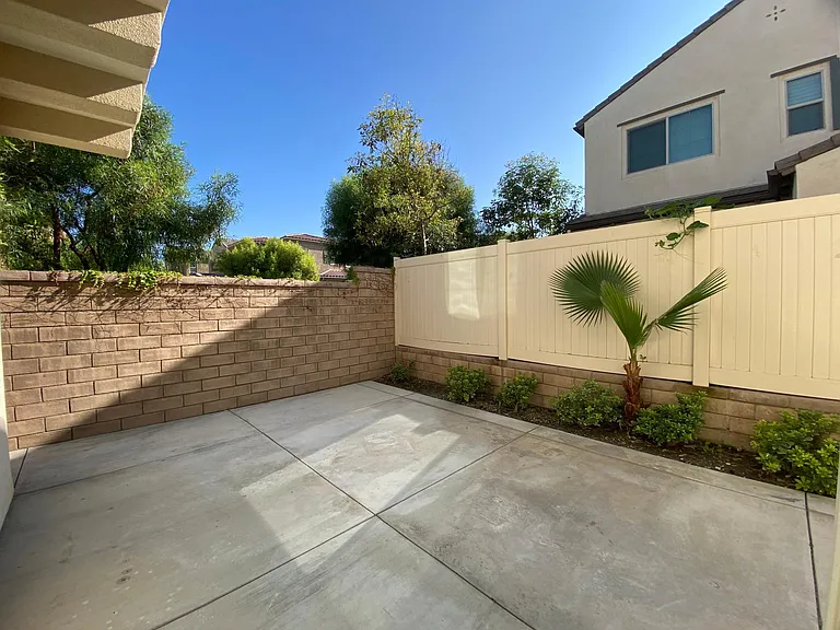 15745 Moonflower Ave — Photo 16