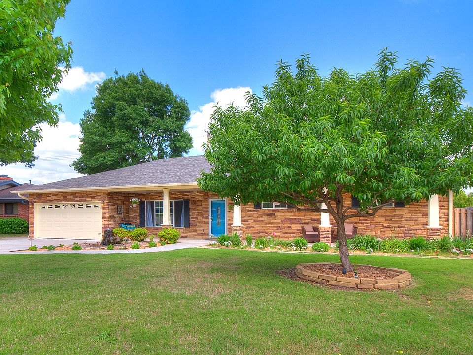 1st image of 519 Merkle Dr