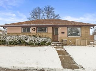 5944 South Swift AVENUE, Cudahy, WI 53110