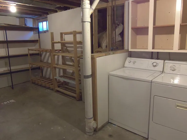 1710 Harwood St — Photo 18