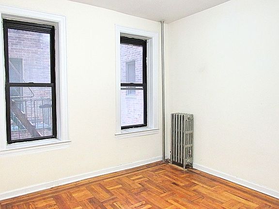 5th image of 3248 30th St APT A2
