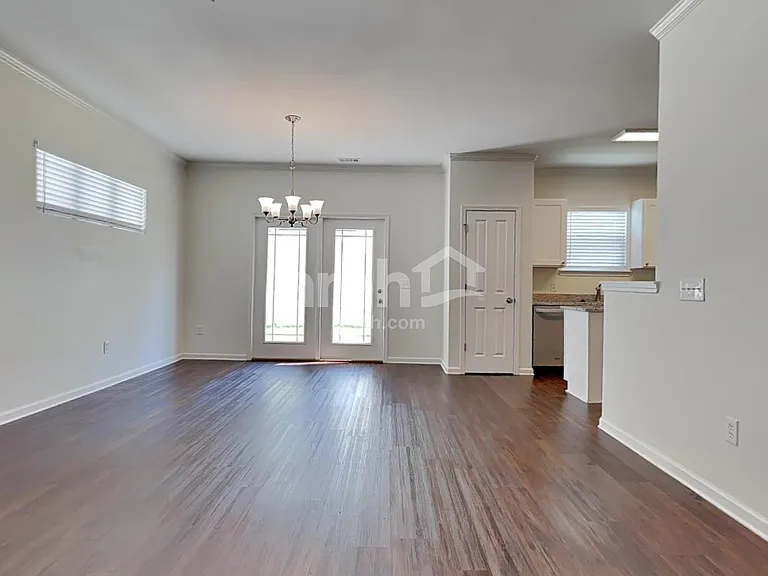 625 Summer Hill Way — Photo 5