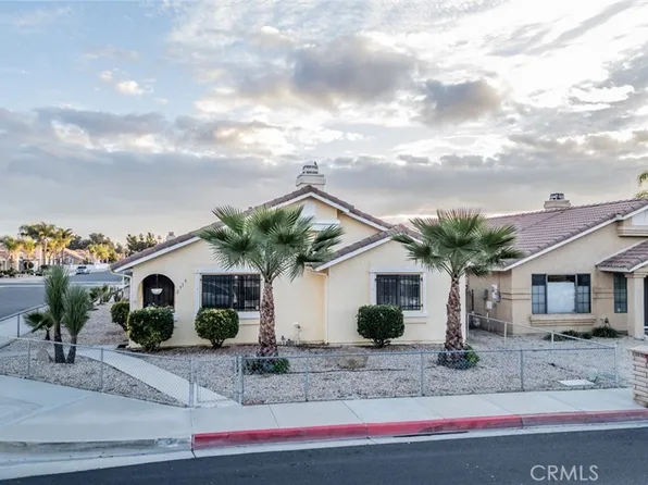 2715 W Fruitvale Ave, Hemet, CA 92545