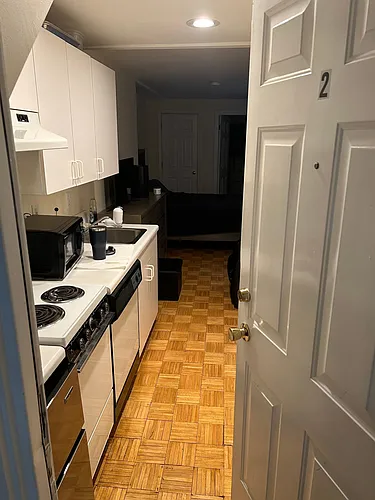 20 Phillips St Photo 1