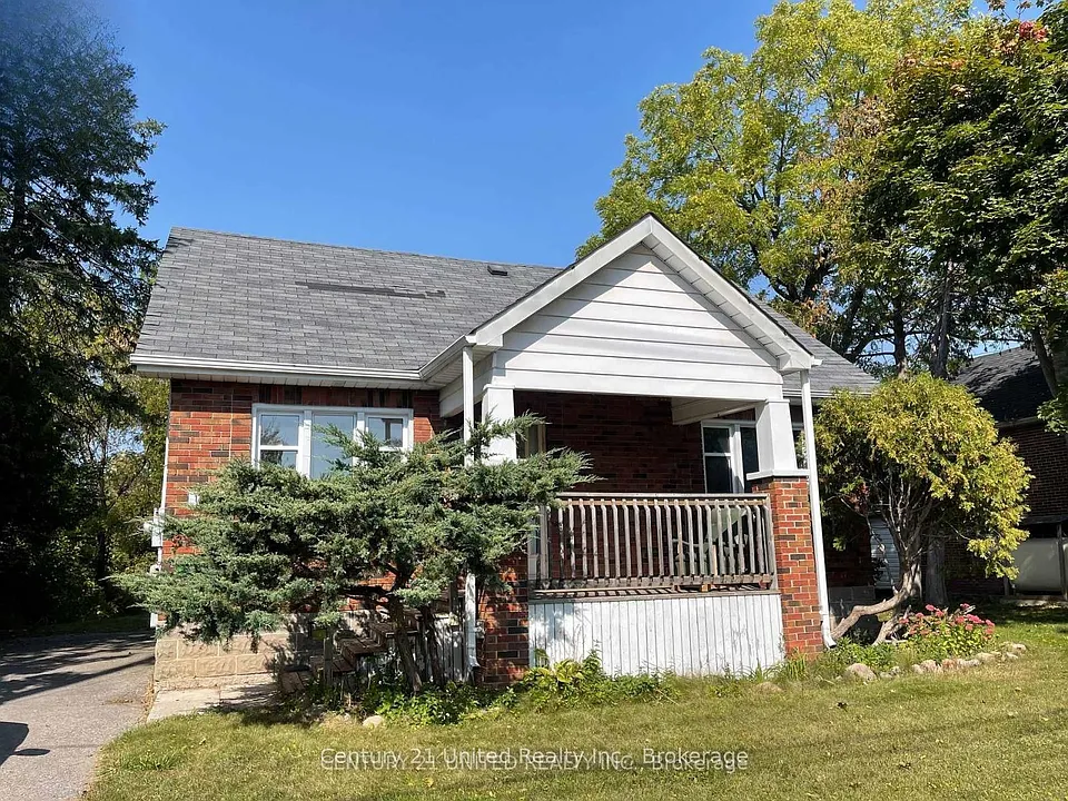 140 Maria St