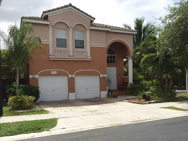 1st image of 4701 NW 112th Ct