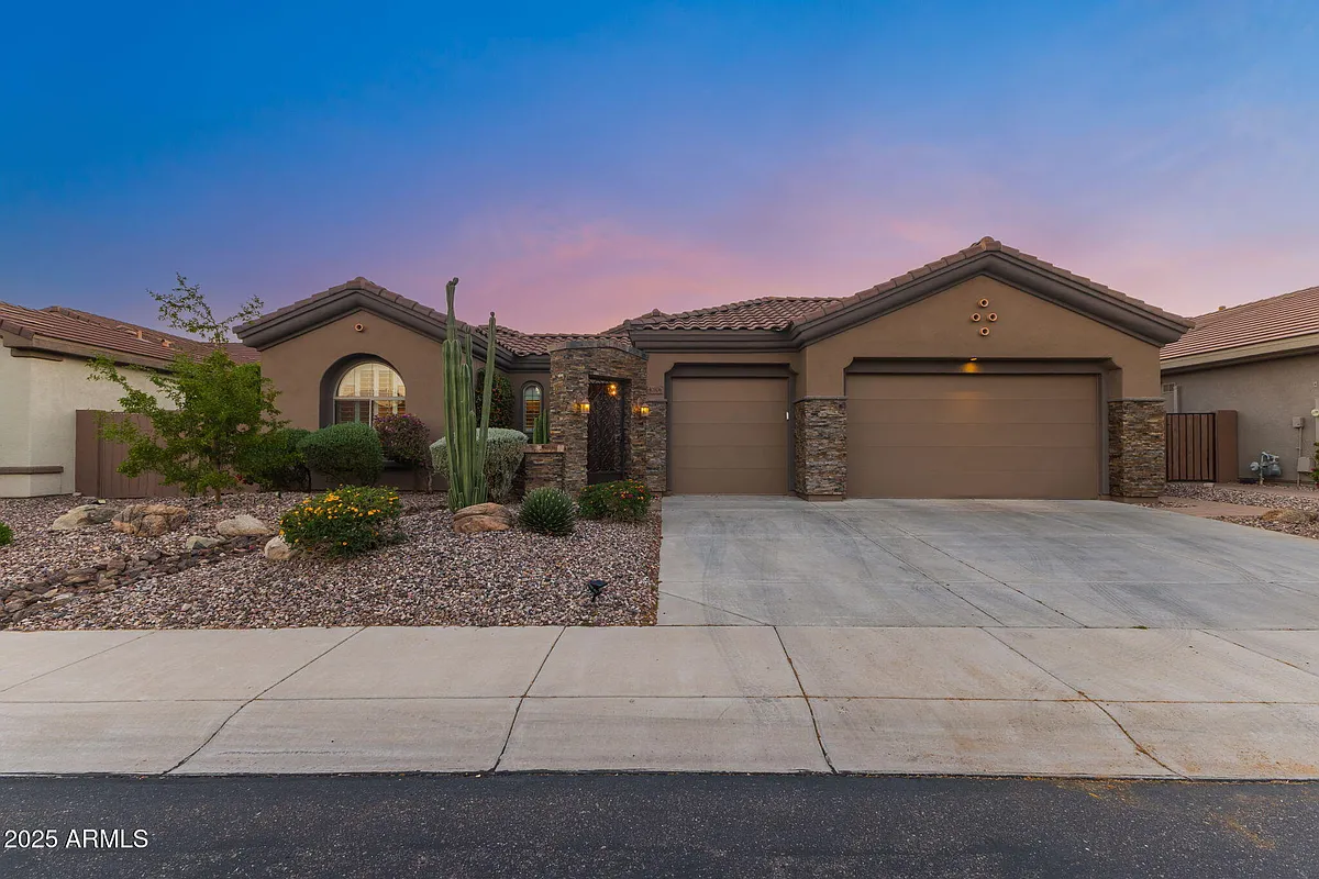 Building Photo - 40806 N Lytham Ct