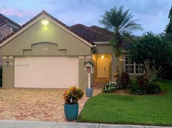 2909 Oak Park Cir, Fort Lauderdale, FL 33328