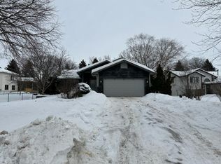 15894 Galveston Ave, Apple Valley, MN 55124