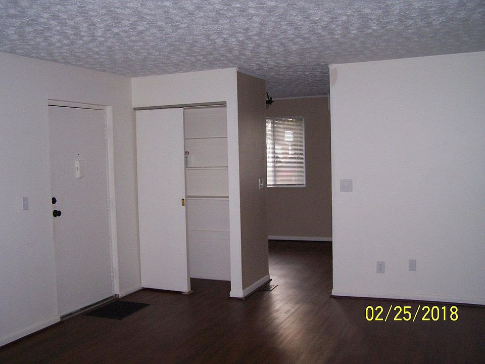 1st image of 5690 Coach Dr W APT B