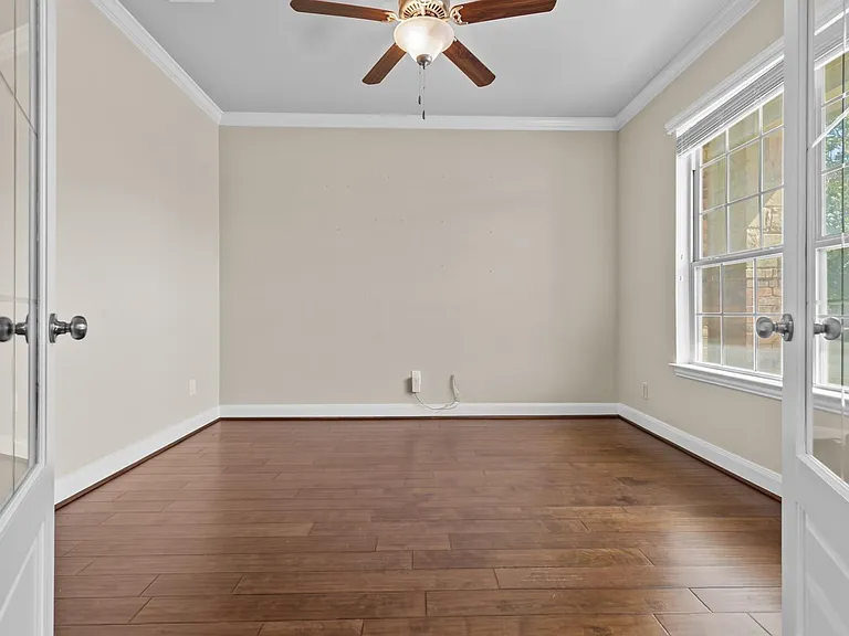 3704 Ashbury Rd — Photo 7