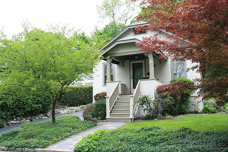 1st image of 15 Payne Ave