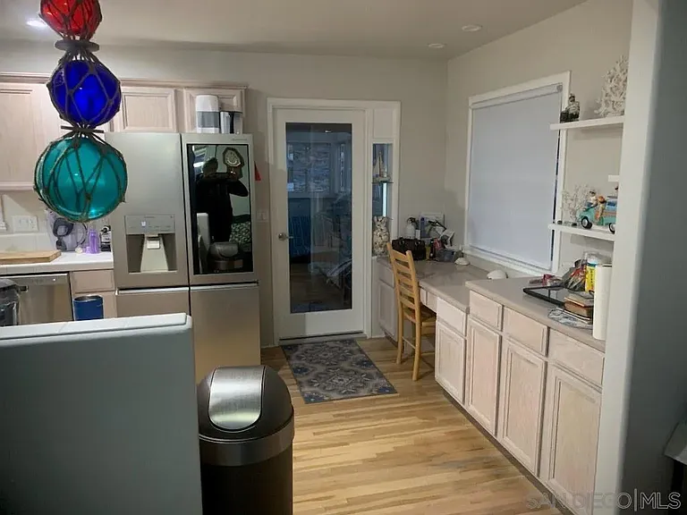 3403 Riviera Dr — Photo 8
