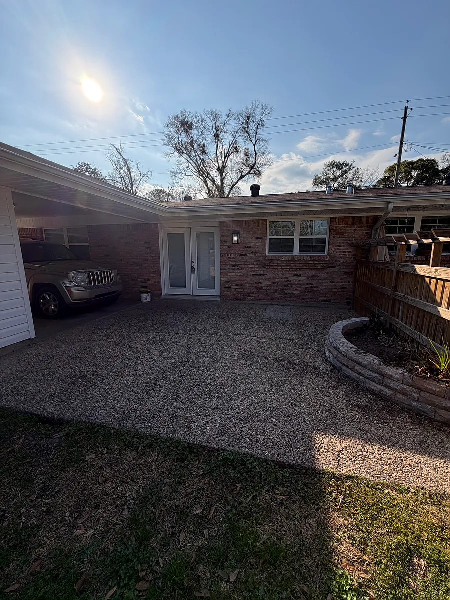 Building Photo - 463 Magnolia Rd