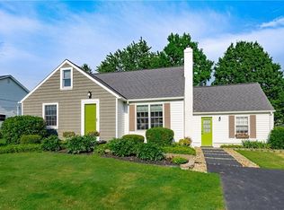 12643 Ward Dr, Chesterland, OH 44026