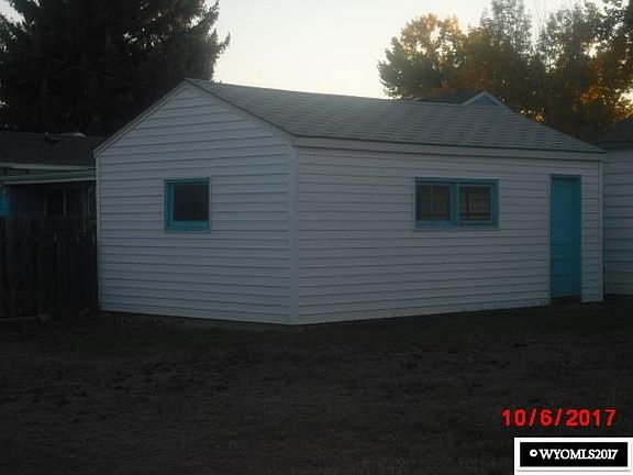 5th image of 817 S 12th St