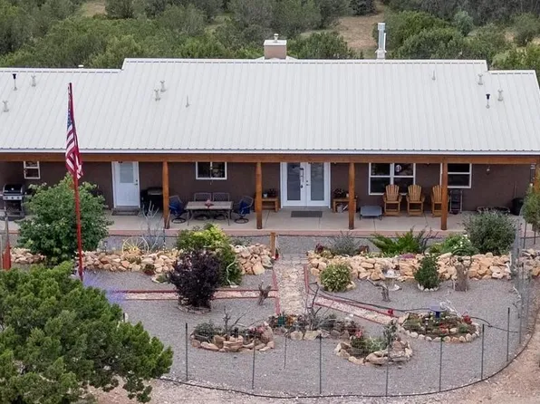 110 Appaloosa Trl, Corona, NM 88318