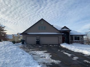 15468 Goodview Trl N, Hugo, MN 55038