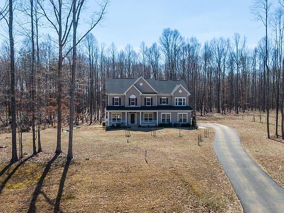 4th image of 205 McPherson Dr