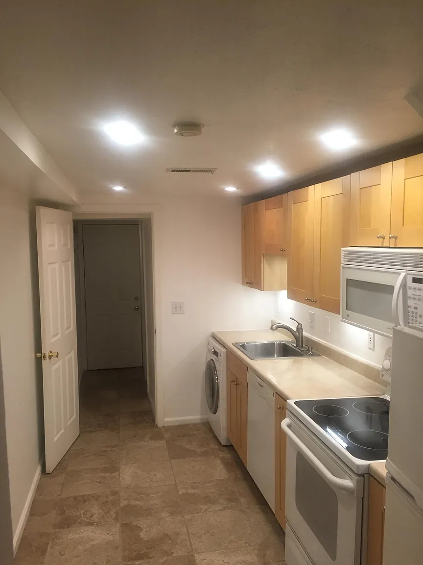 754 Rock Creek Church Rd NW photo 1