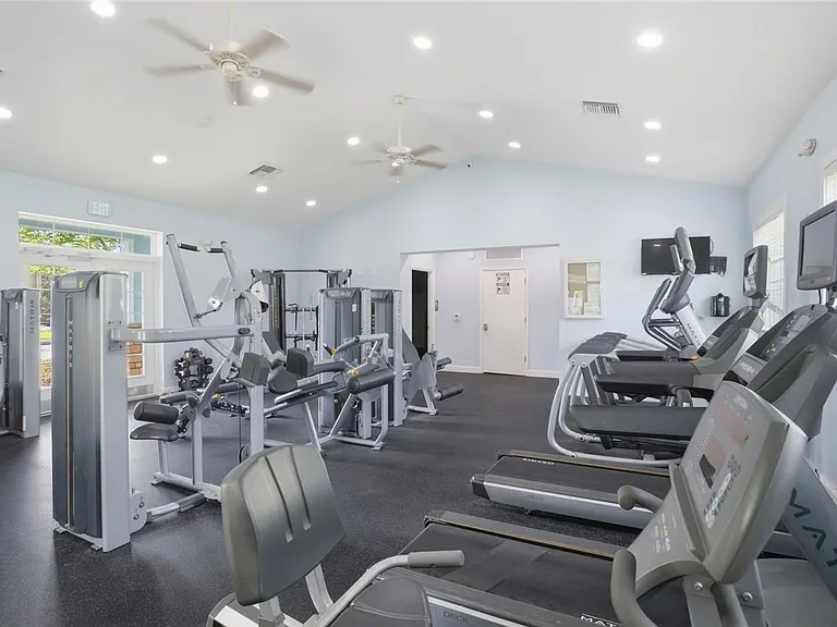 7260 Duxbury Ln — Photo 26