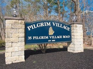 35 Pilgrim Village Rd APT 1001, Taunton, MA 02780
