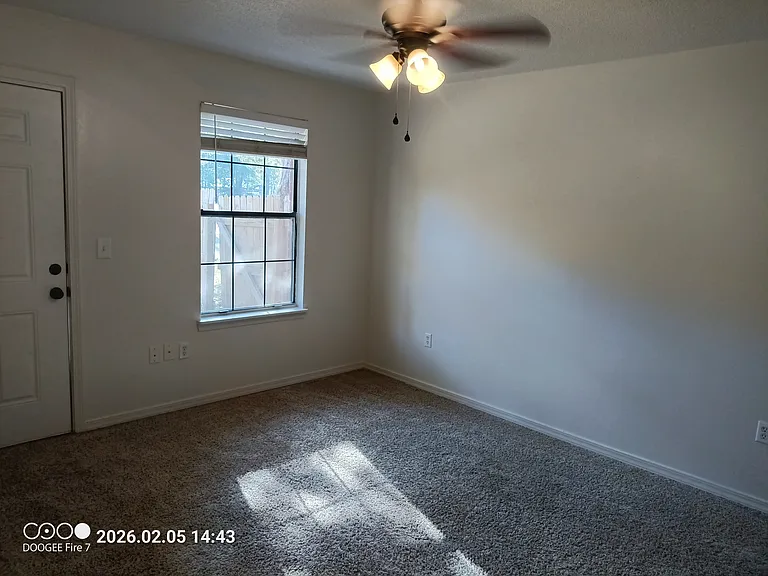 213 Rose Cir — Photo 18