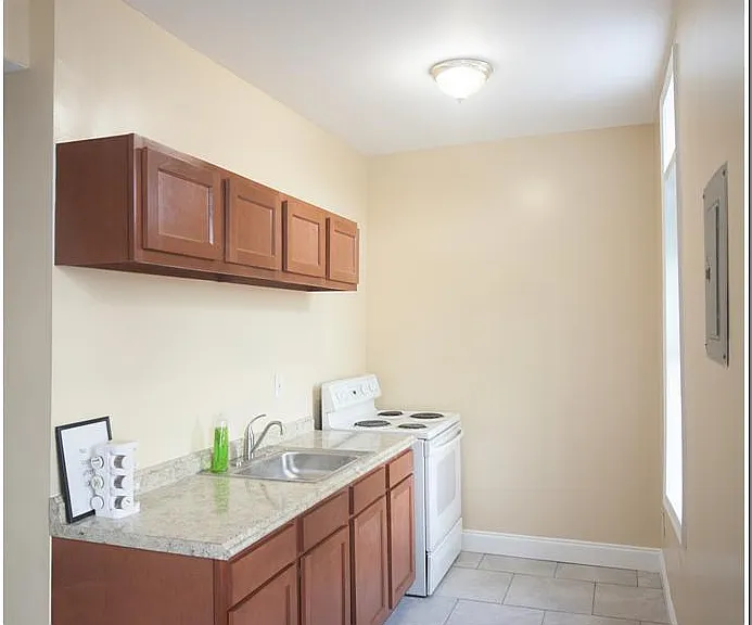 2123 N Charles St #2A — Photo 6