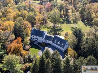 213 Cranbury Neck Rd, Cranbury, NJ 08512