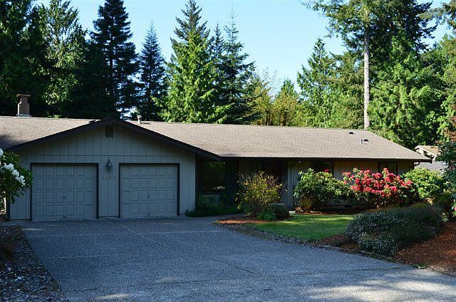 1st image of 2242 Lakemoor Dr SW