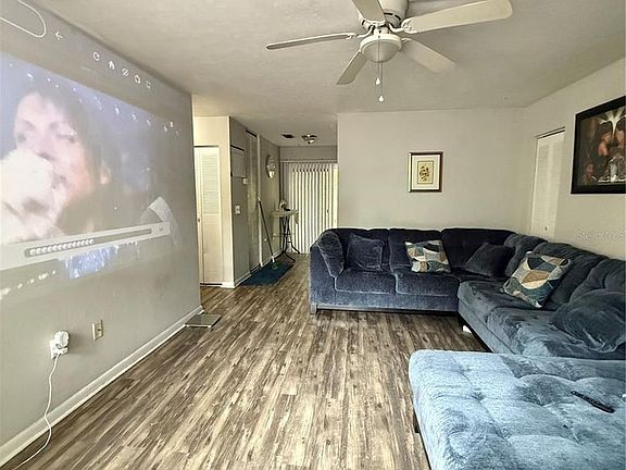 3rd image of 615 SW 11th Ln APT A