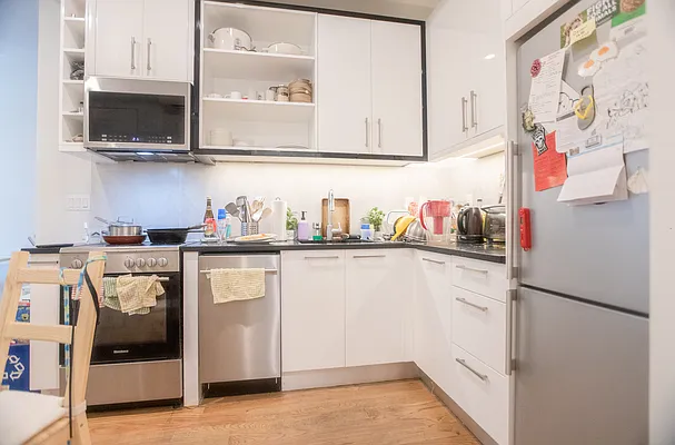 Rented by Commercial Capital Resources INC | media 2