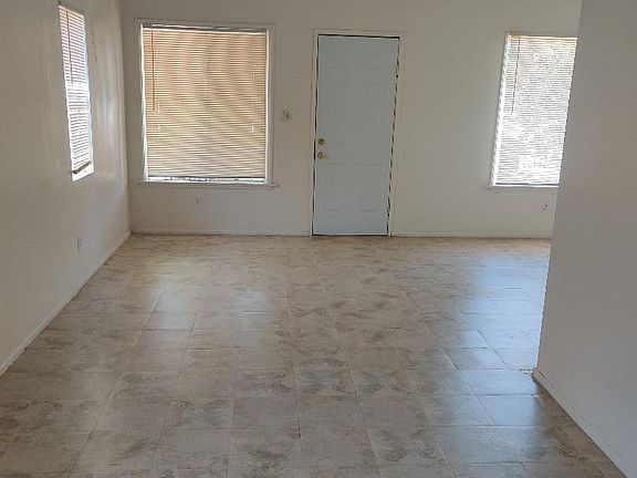 Dining room/Living room