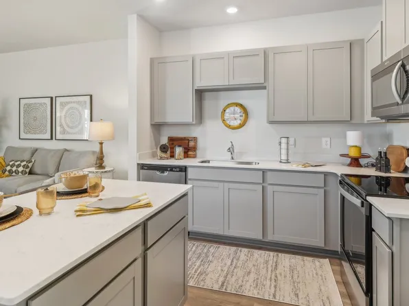 721 Ashbrook Dr, Lebanon, TN 37087