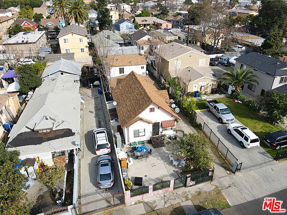 5th image of 1559 E 43rd St