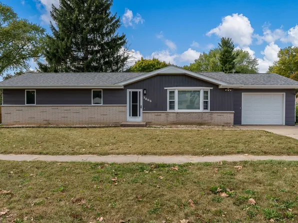 7606 Buffalo Grove Rd, Loves Park, IL 61111