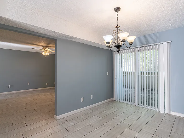 161 Wood Ct — Photo 6