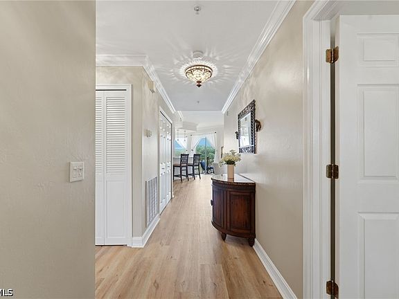 4th image of 10720 Ravenna Way Unit 205