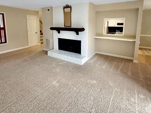 3rd image of 1849 Quail Ridge Rd APT D