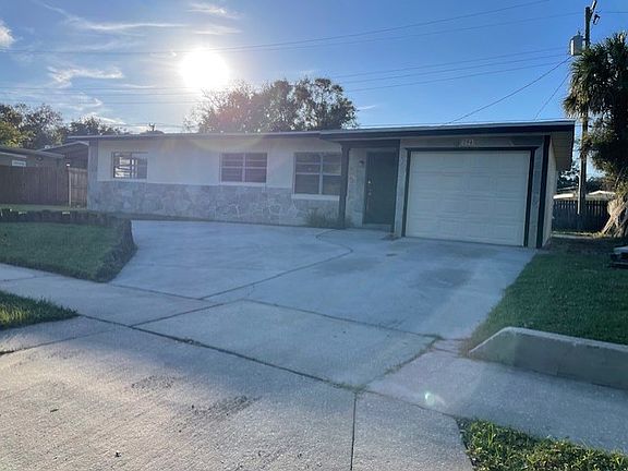 2nd image of 204 Garnet Ave