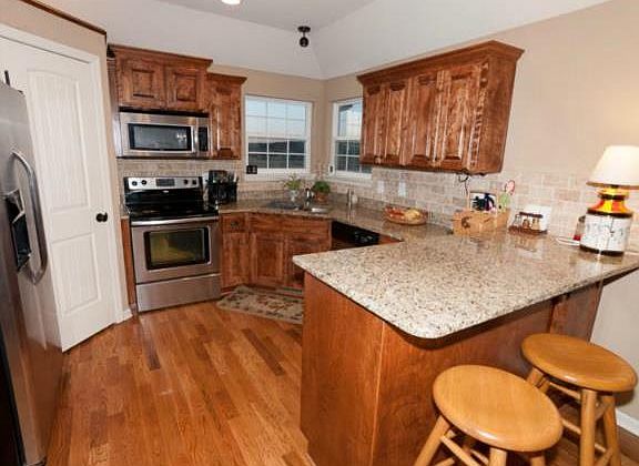4th image of 2807 Sycamore Ct