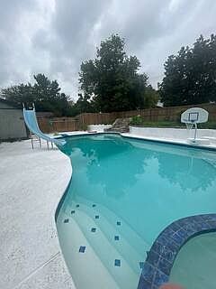 3rd image of 1406 Aspen Ln