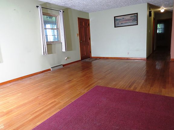 3rd image of 11261 E State Road 46