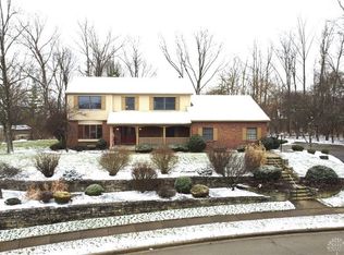 360 E Stonequarry Rd, Vandalia, OH 45377