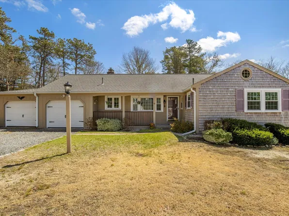 15 Quail Nest Run, Harwich, MA 02645