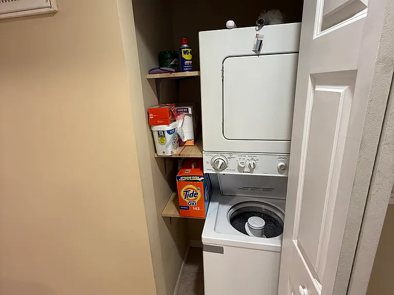2726 W Lunt Ave #3W — Photo 5