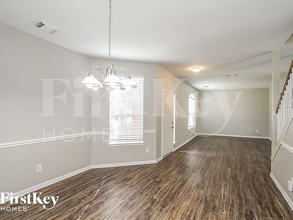4th image of 16318 Autumn Leigh Dr