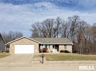 314 Cottonwood Cir, East Peoria, IL