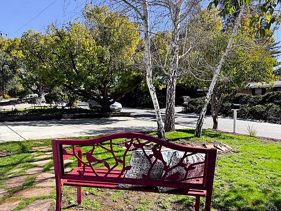 3rd image of 18541 Montpere Way